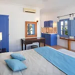 Aparthotel Meltemi 4*