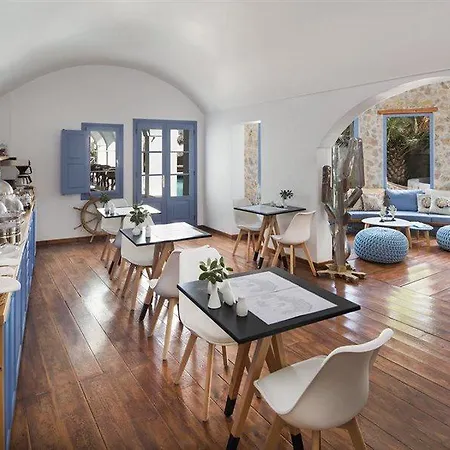 Meltemi 4* Perissa (Santorini)