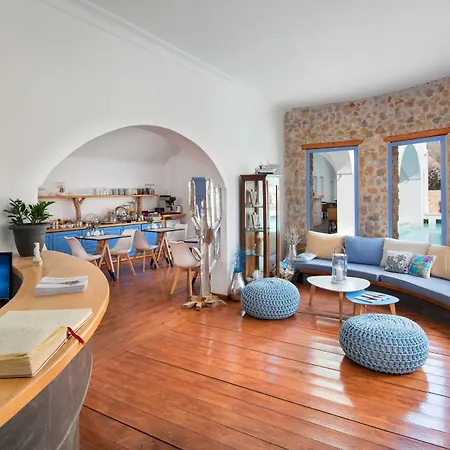 Aparthotel Meltemi Perissa (Santorini)