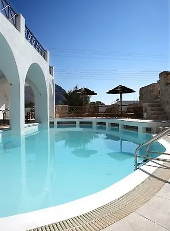Meltemi Aparthotel 4*