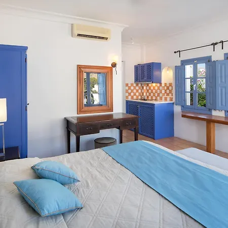 Aparthotel Meltemi 4*