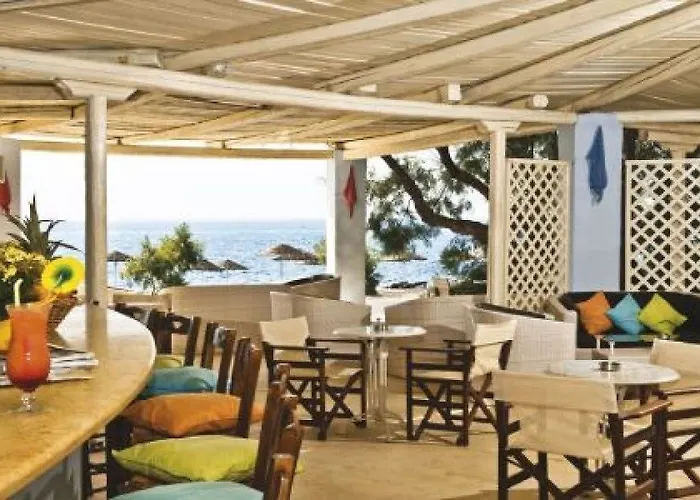 Meltemi Aparthotel 4*