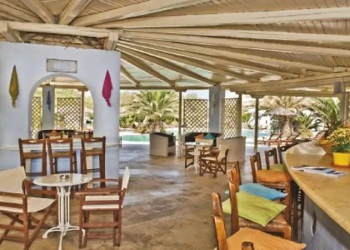 Meltemi 4* Perissa (Santorini)